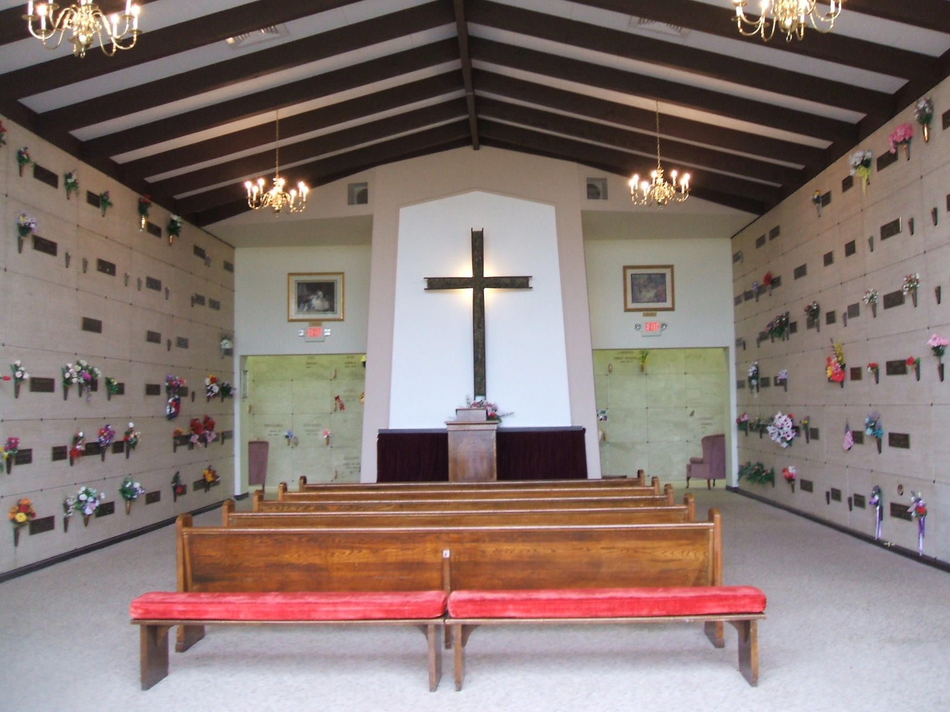 western-reserve-mausoleum-interior