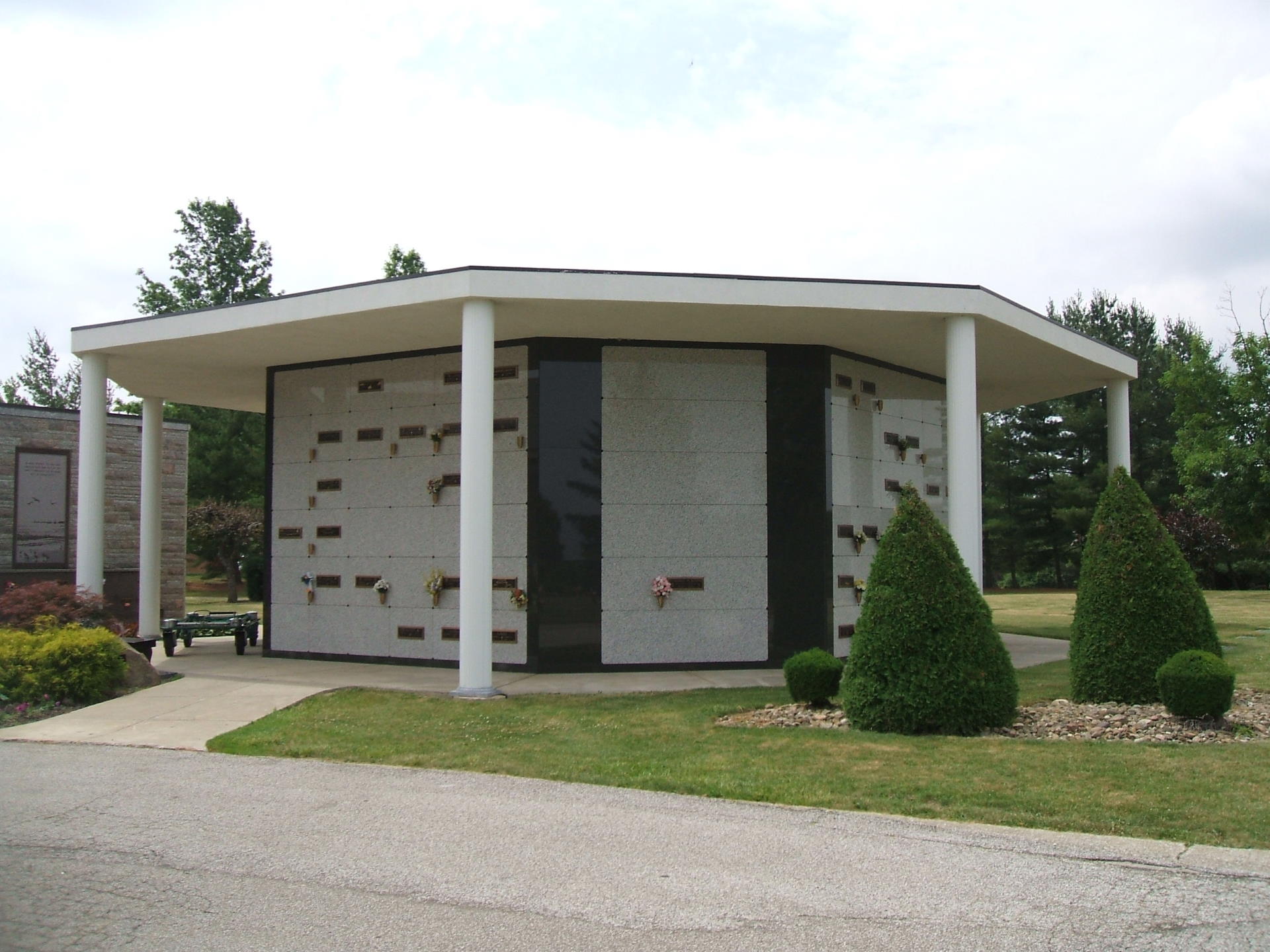 western-reserve-rotunda-maus